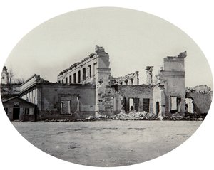 克里米亚战争后，克里米亚塞瓦斯托波尔的建筑受损，1850年代 作者 不明