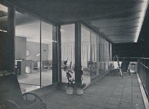 理查德·纽特拉斯（Richard J. Neutras）多层住宅的细节，1942年 作者 不明