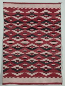 钻石网状地毯c。 1890-1900。 作者 不明