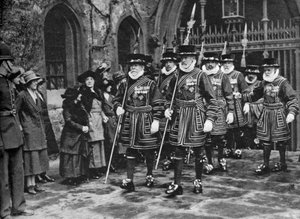 约旦·沃德斯（Yeomen Warders）分配的大笔金钱，伦敦塔，1926-1927年 作者 不明