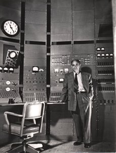 恩里科·费米（Enrico Fermi），意大利裔美国核物理学家，c1942 作者 不明