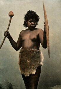 1900年，澳大利亚妇女从丈夫身上装载武器，奥地利妇女与丈夫武器一起装载。 作者 不明
