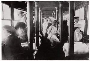 齐柏林飞艇LZ13汉莎上的电影公司，c1912-1914 1933年 作者 不明