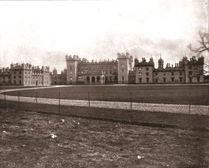 Floors Castle，苏格兰罗克斯堡郡，1894年。 作者 不明