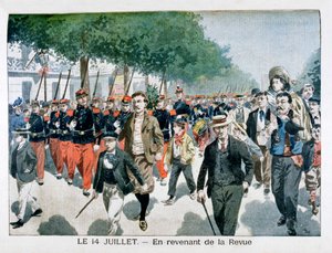 1901年7月14日，法国士兵从评论中返回 作者 不明