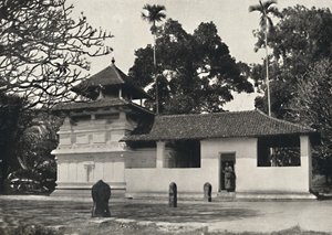 Gedige Vihara，康提佛教寺庙风格的印度寺庙Dewale的例子， 作者 不明