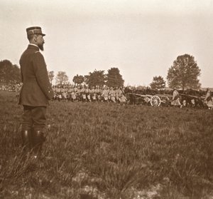 Henri Gouraud将军，法国北部香槟，c1914-c1918。 作者 不明