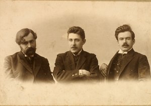 乔治·乔尔科夫（Georgy Chulkov），瓦西里·米利奥蒂（Vasili Milioti）和Genrich Tasteven，俄罗斯作家，1900年代 作者 不明