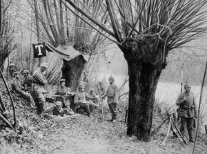第一次世界大战，法国埃纳，德国现场电话站，1915年 作者 不明