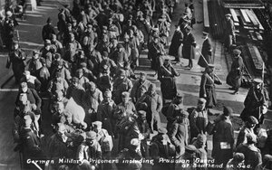 德国军事囚犯，包括海上绍森德的普鲁士卫队，c1914-1915 作者 不明