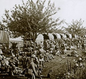 沿线路到达法国北部凡尔登（c1914-c1918） 作者 不明
