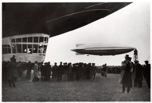 HM飞艇R100，1930年1933年 作者 不明