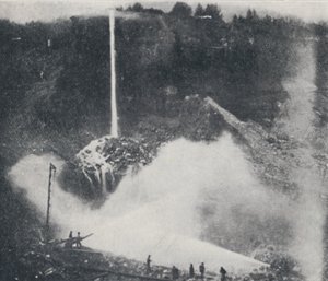 水工采矿，1923年。 作者 不明