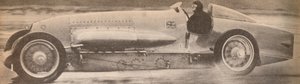 1927年1月，马尔科姆·坎贝尔少校在他著名的蓝鸟战役中打破了世界陆地速度记录 作者 不明