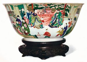 康熙时期彩绘孔雀纹碗，带有皇室遗迹，中文，c1705 作者 不明