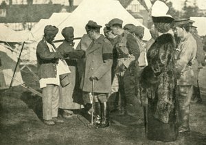 乔治国王和玛丽皇后拜访受伤的士兵，第一次世界大战，1915年，c1920。 作者 不明