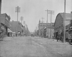 蒙大拿州比尤特市大街（Main Street），约建于1897年。 作者 不明