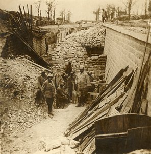 1916年，法国北部凡尔登的玛索兵营 作者 不明