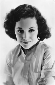 莫琳·奥沙利文（Maureen OSullivan）1911-1998年，爱尔兰裔美国女演员，二十世纪 作者 不明