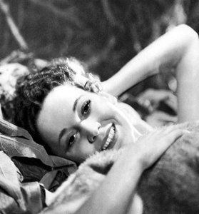 莫琳·奥沙利文（Maureen OSullivan），爱尔兰裔美国女演员，1934-1935年 作者 不明