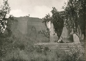 Meingoon塔和大钟，1900年。 作者 不明