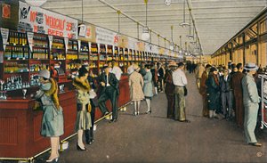 墨西卡利啤酒厅，世界上最长的酒吧，建于1939年 作者 不明