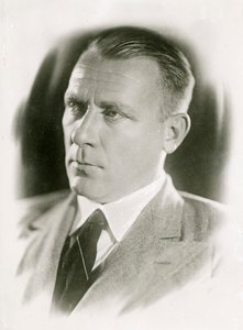 俄罗斯作家米哈伊尔·布尔加科夫（Mikhail Bulgakov），1930年代。 作者 不明