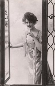 比利·伯克小姐（Billie Burke），1884-1970，c1930。 作者 不明