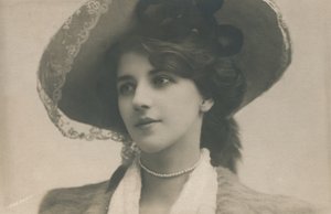 埃塞尔·沃里克小姐（Ethel Warwick），1882-1951年，c1930年。 作者 不明