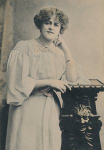 玛丽·斯图霍尔姆小姐（Marie Studholme），1872-1930，c1930年。 作者 不明