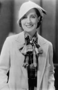 诺玛·希勒（Norma Shearer）1902-1983年，加拿大出生的美国女演员，二十世纪 作者 不明