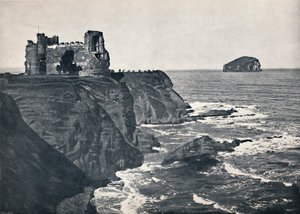 北柏威克-Tantallon城堡和低音岩石，1895年 作者 不明