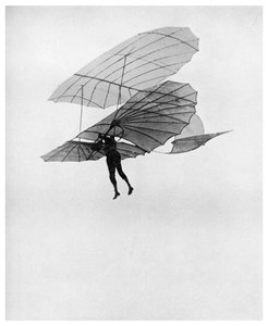 奥托·利连塔尔（Otto Lilienthal）进行了他的最后一次飞行中的一次，1896年1956 作者 不明