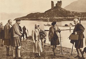 在海上到斯凯-从游艇“金色后腿”登陆斯凯，1933年1937年 作者 不明