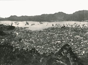 城市的全景，长崎，日本，1895年。 作者 不明