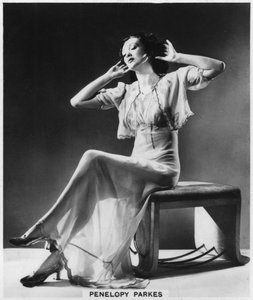 佩洛洛皮帕克斯，女演员，1939年 作者 不明