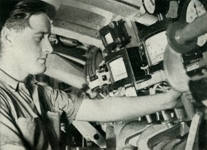 1945年，第二次世界大战，英国潜艇士官。 作者 不明
