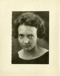 IrèneJoliot-Curie肖像（1897-1956） 作者 不明