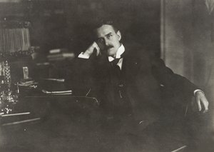 托马斯·曼的肖像1875-1955年，约1910年。 作者 不明