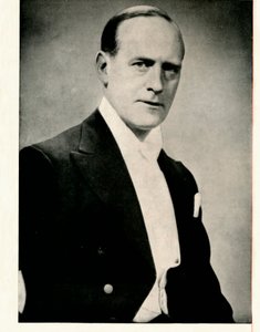 为Colin Symons Toastmaster祈祷沉默：每一个包含杜松子酒的鸡尾酒都是一场演讲 作者 不明