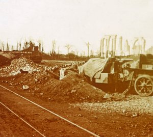 比利时法兰德斯Noordschote村的铁路线，c1914-c1918 作者 不明