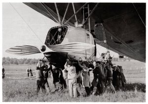后吊船，齐柏林飞艇LZ 127齐柏林飞艇，1933年 作者 不明