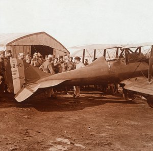 战斗机返还，C1914-C1918 作者 不明