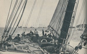 英国最大的赛车游艇参加1937年的“考斯周” 作者 不明