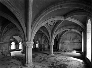 Romanesque architecture: view of the capitular hall of the Cistersian abbey of Fontenay founded in 1118 (Cote d