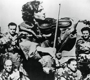 俄罗斯陆军小提琴小提琴，东部战线，1944年 作者 不明