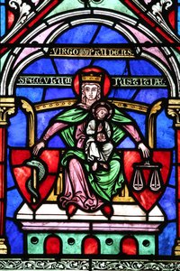 Saint Fargeau church. Stained glass window. Virgin Mary and the infant Jesus. France 作者 不明