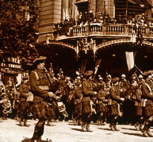 1919年7月14日，苏格兰士兵 作者 不明
