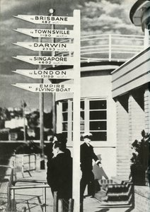 1939年至1944年，澳大利亚悉尼玫瑰湾路标，摄于1946年。 作者 不明