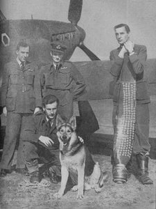 很快，他们将需要一个新的计分板，1941年。 作者 不明